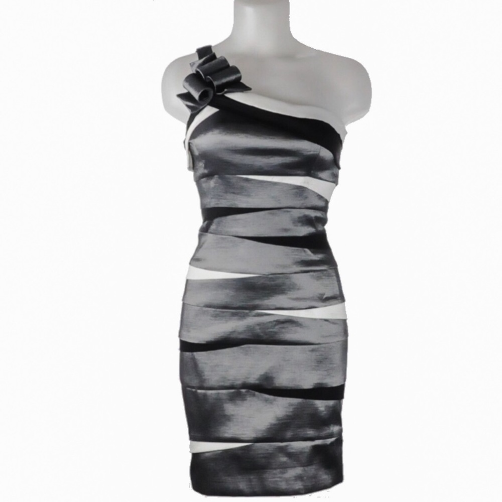 Betsy & Adam -  One Shoulder Formal Dress - Size 8